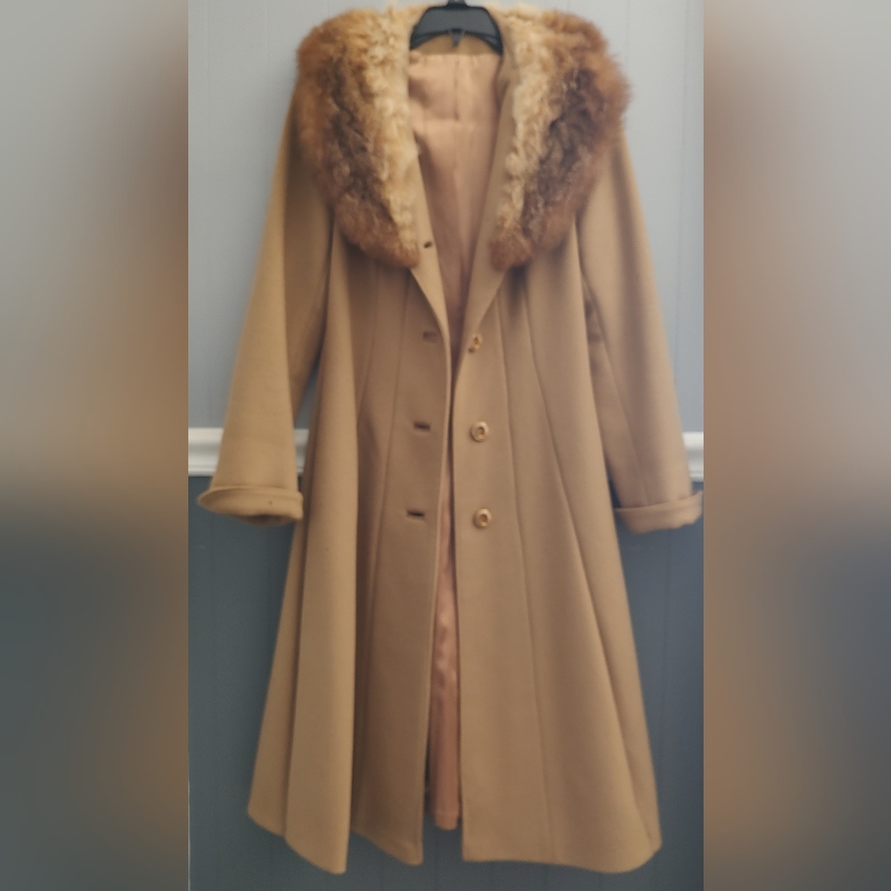 Vintage Meri K pea coat with fur collar